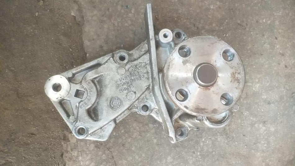 7S7Z8501N Coolant Water Pump Fcs Ford Genuine