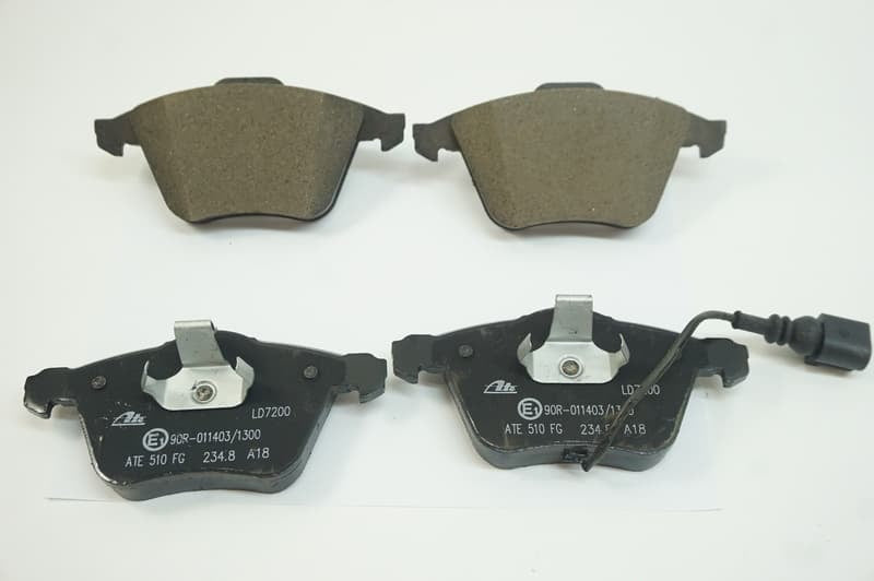 1K0698151P Front Brake Pad Set Volkswagon Aftermarket