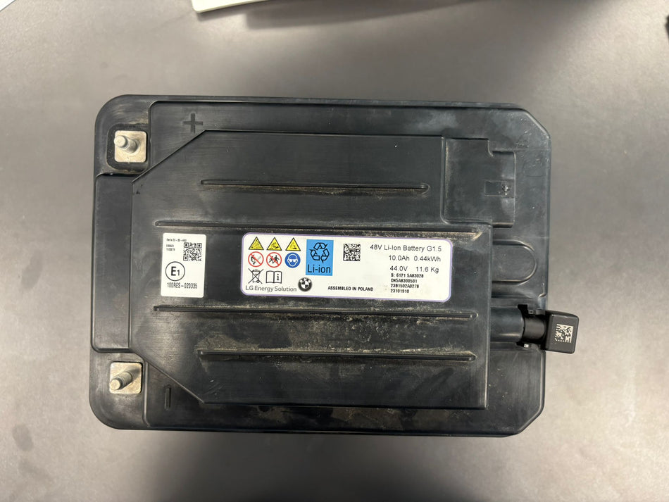 61215A8D7E0 Lithium Battery BMW Genuine
