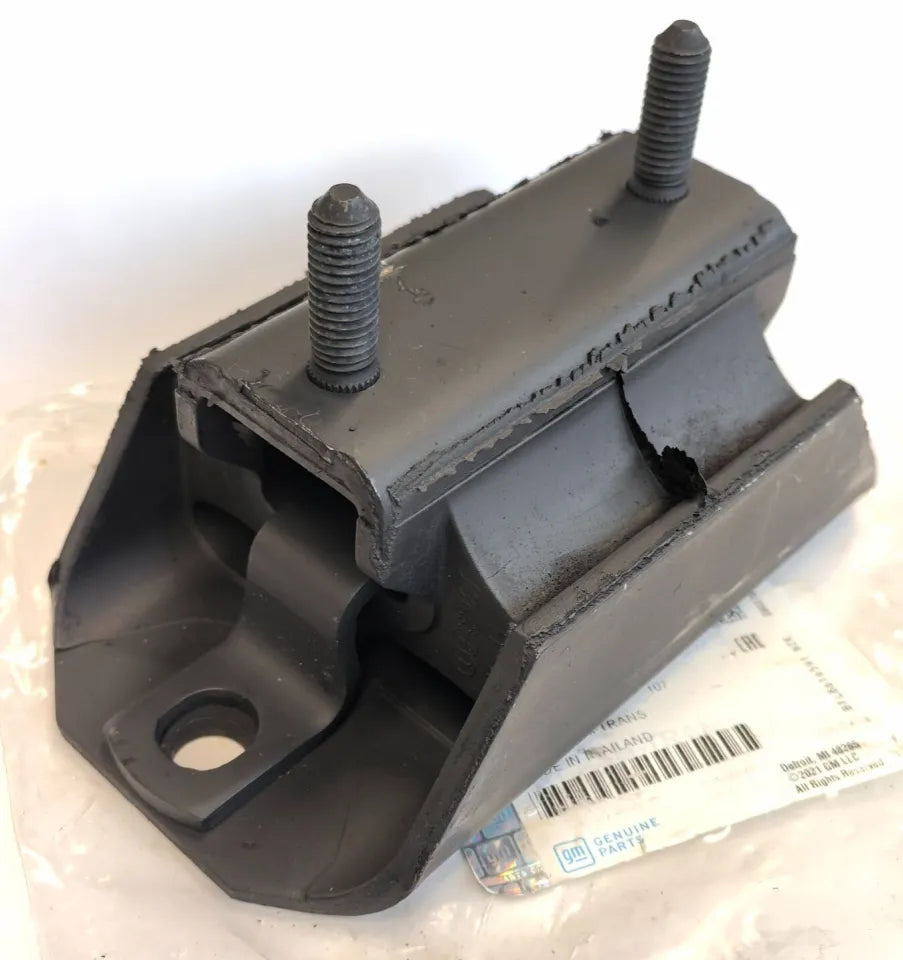 52029845 Gear Mount GM Genuine