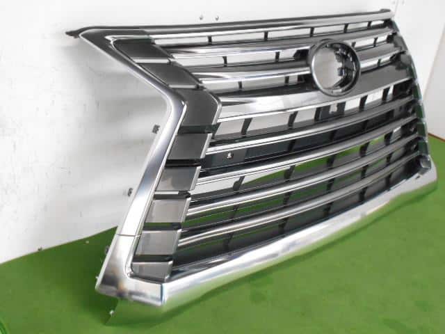 5310160570 Show Grill Lexus Aftermarket