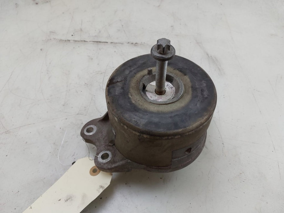 A2052405000 Engine Mount Mercedes Benz Aftermarket