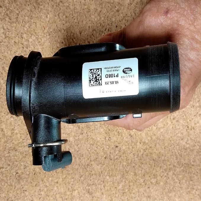 LR121447 Hose Dvy Spt Lhpj Land Rover Aftermarket