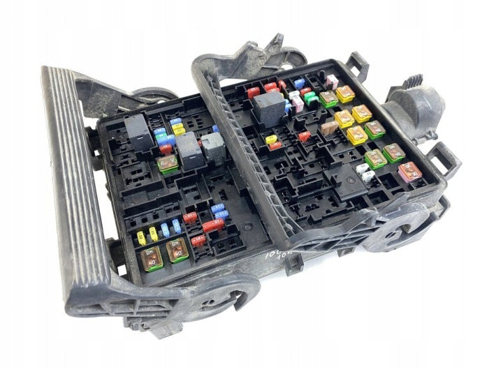 84114437 Fuse Box GM Genuine