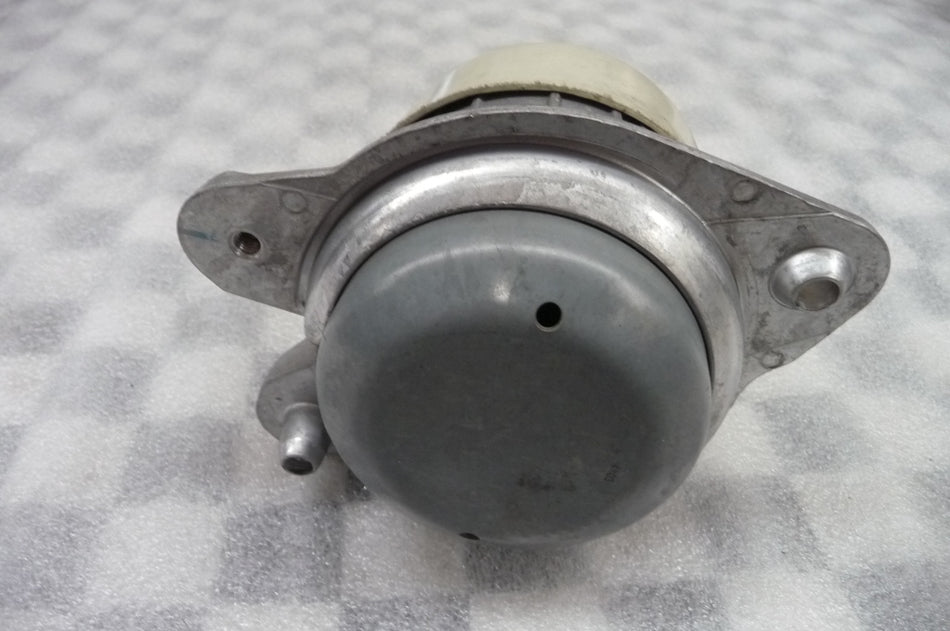 A2222405117 Engine Mount Left Hand Mercedes Benz Aftermarket