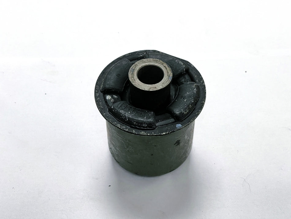 4670457AA Front Lower Arm Bushes Chero Fbst Mopar Aftermarket