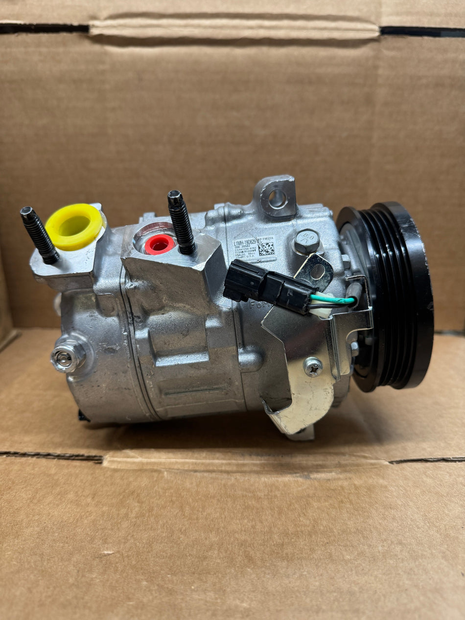 L1MZ19703AB AC Compressor Ford Aftermarket