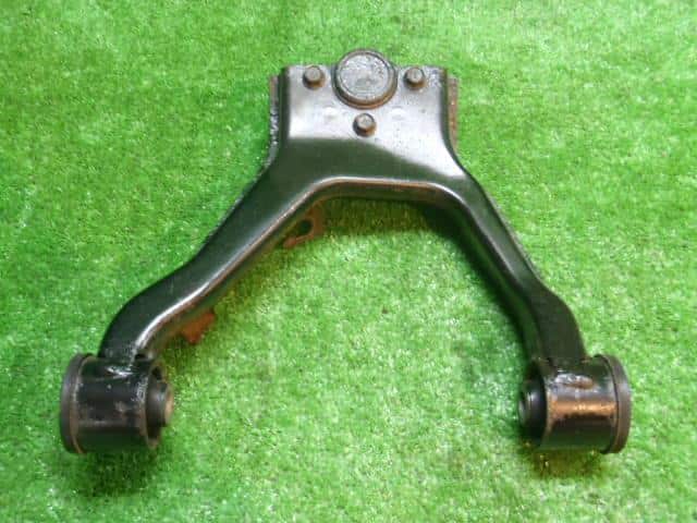4010A038 Right Hand Upper Arm Mitsubishi Aftermarket