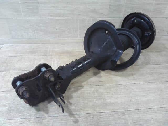 4060A050 Front Shock Right Hand Mitsubishi Aftermarket