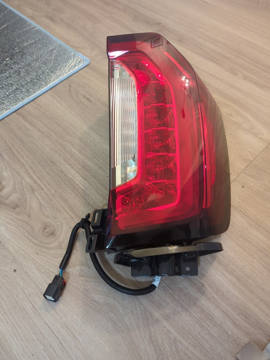 85618754 Rear RH Taillamp GM Aftermarket