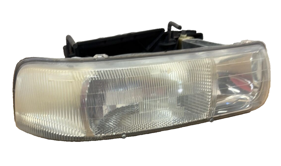 16526134 Headlight Assembly RH GM Aftermarket