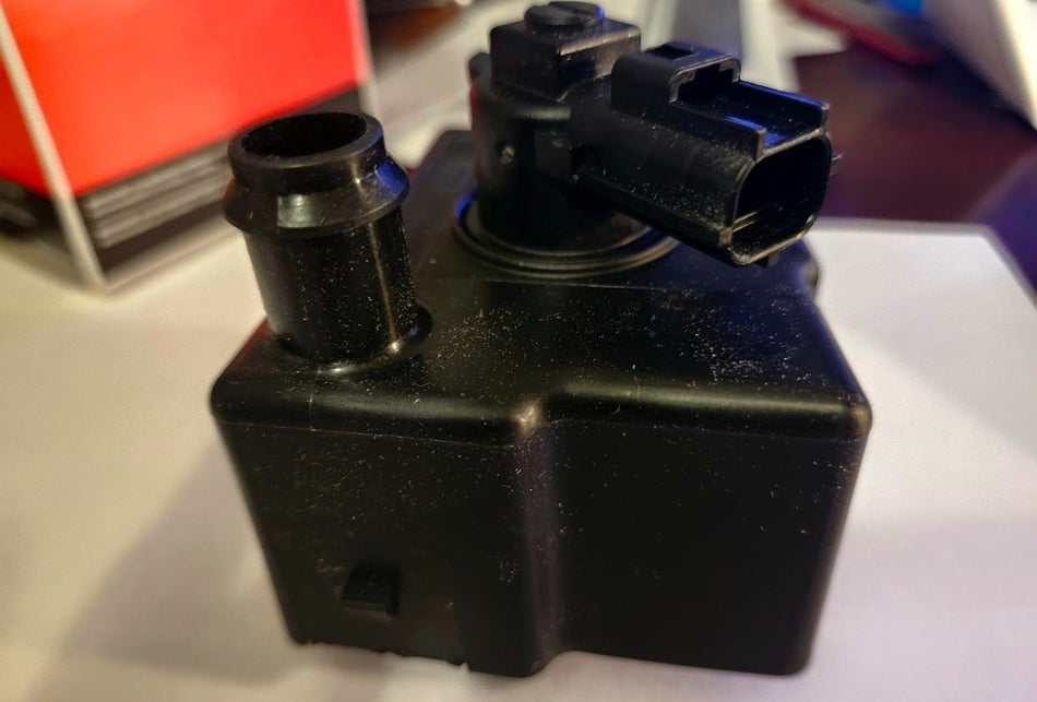 HU5Z9F945A Purge Valve Escap Ford Genuine