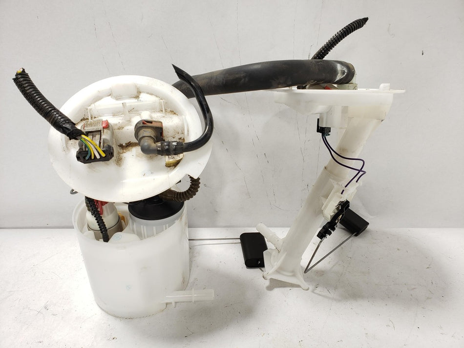 FR3Z9H307A Fuel Pump Must Ford Genuine